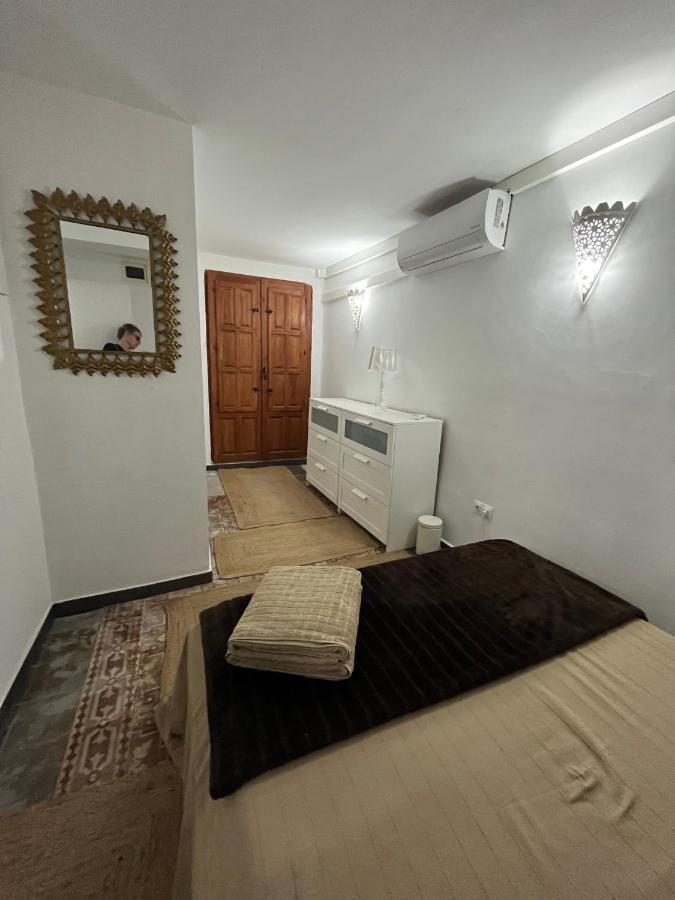 Two Bedroom With Fantastic Sea View *